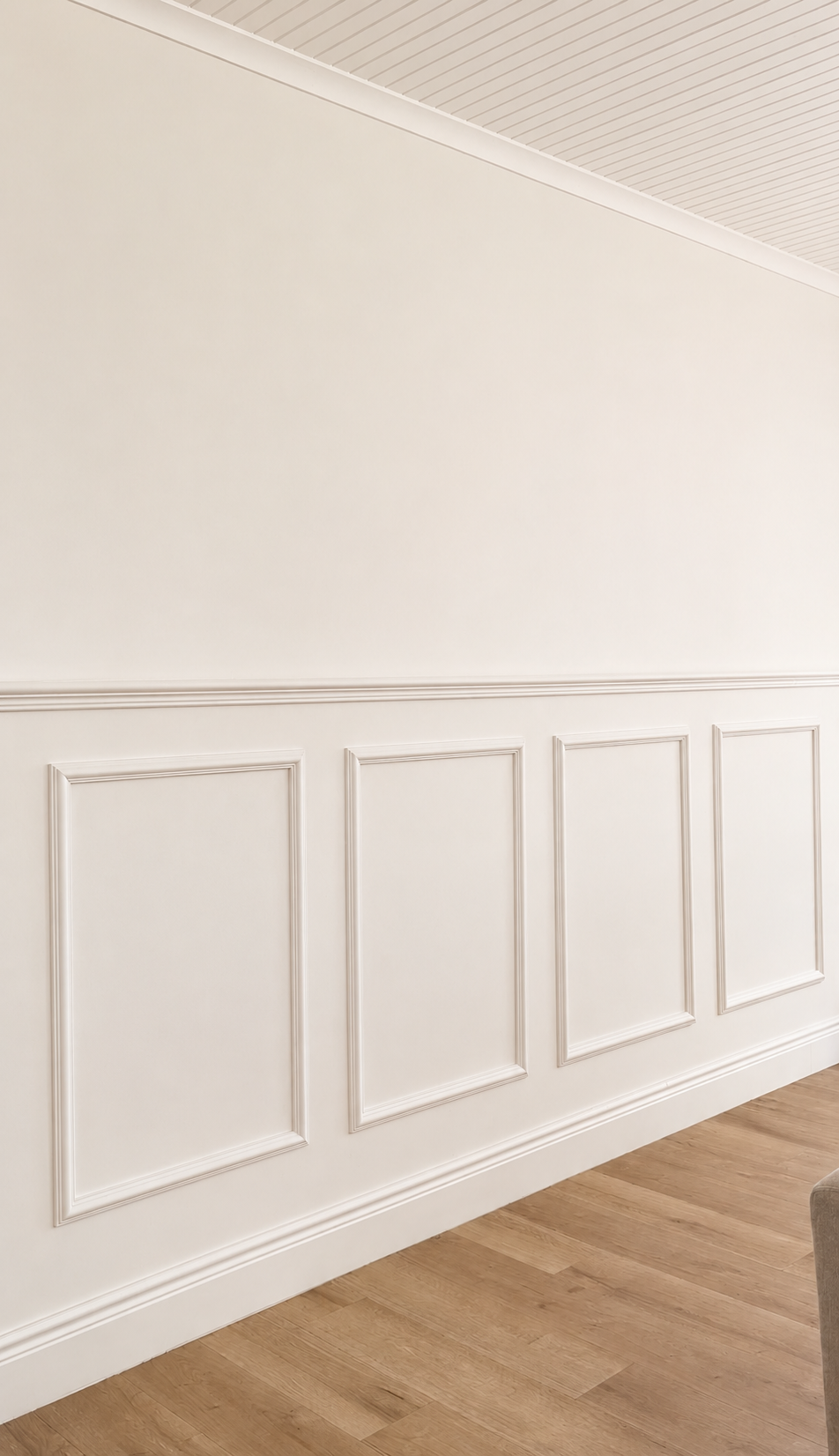 Peel & Stick Moulding